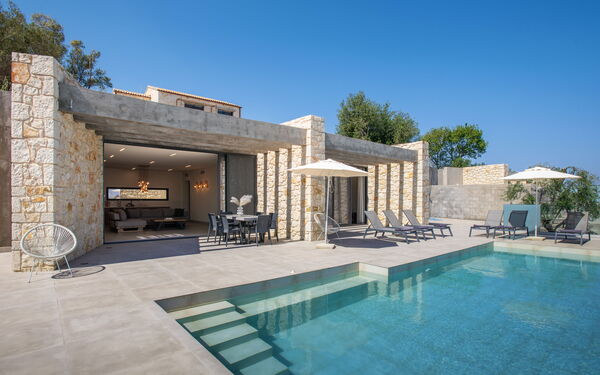 Villa Otter: Außen, Draussen, Schwimmbad