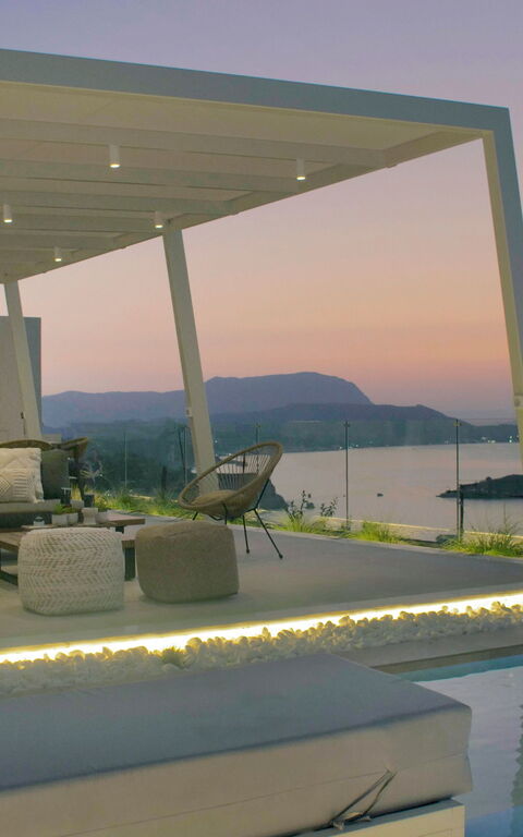 Seaview Lux: Draussen, Schwimmbad