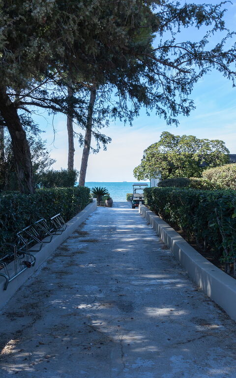 Villa Dolce Vita: Außen, Draussen