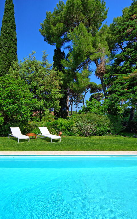 Villa Dolce Vita: Draussen, Garten, Schwimmbad
