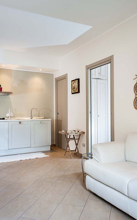 Villa Montefiore: Küche, Wohnzimmer