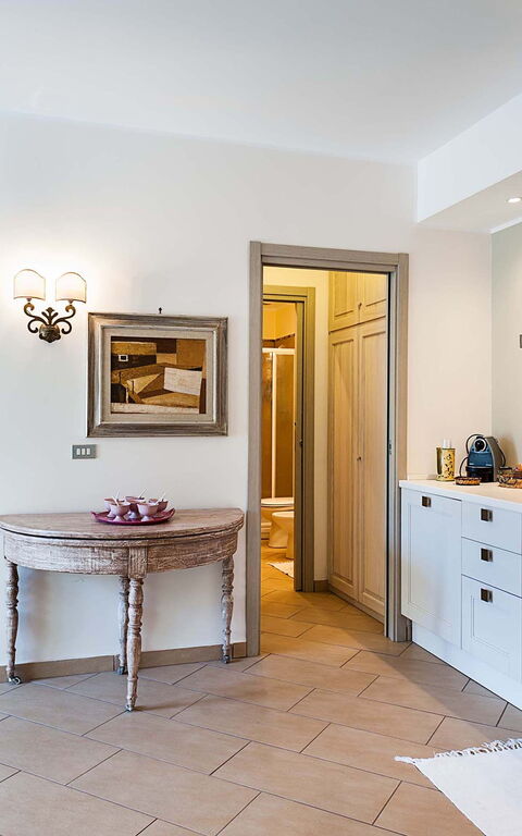 Villa Montefiore: Küche, Wohnzimmer