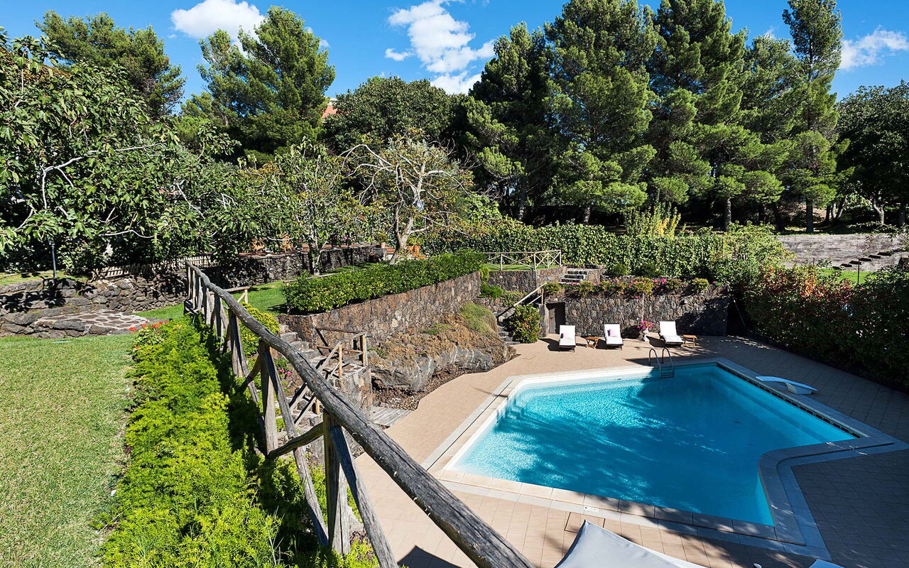 Villa Montefiore: Außen, Draussen, Garten, Schwimmbad