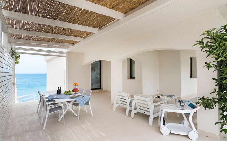 Villa Hermes: Außen