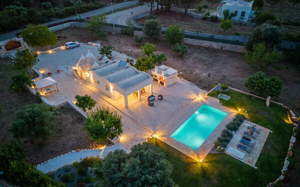 Trullo Adea: Ansichten, Schwimmbad