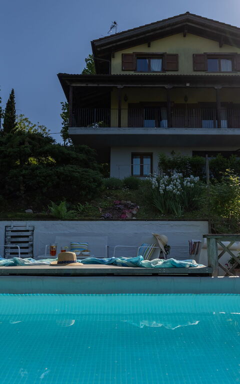 La Nocciola: Außen, Draussen, Schwimmbad