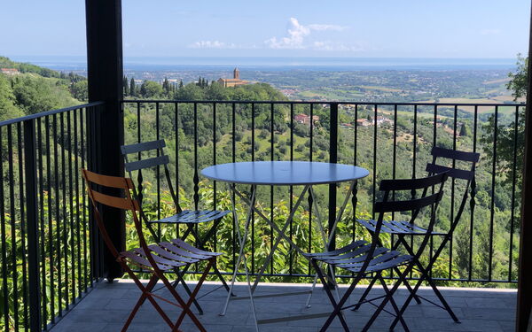 La Nocciola: Balkon / Terrasse / Patio