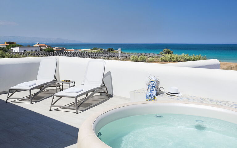 Villa San Lorenzo Timo: Ansichten, Außen, Draussen, Whirlpool