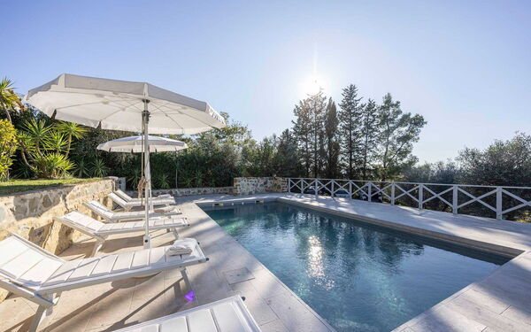 Santo Stefano: Schwimmbad