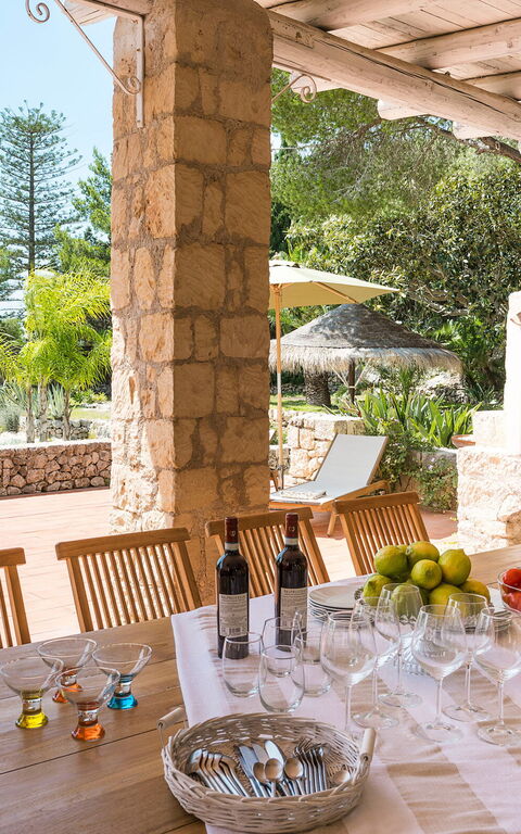 Villa Madda: Draussen