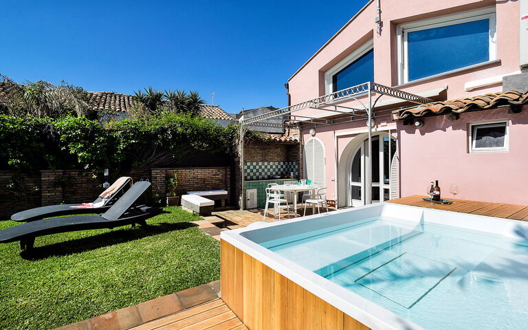 Casa Tecla: Garten, Schwimmbad