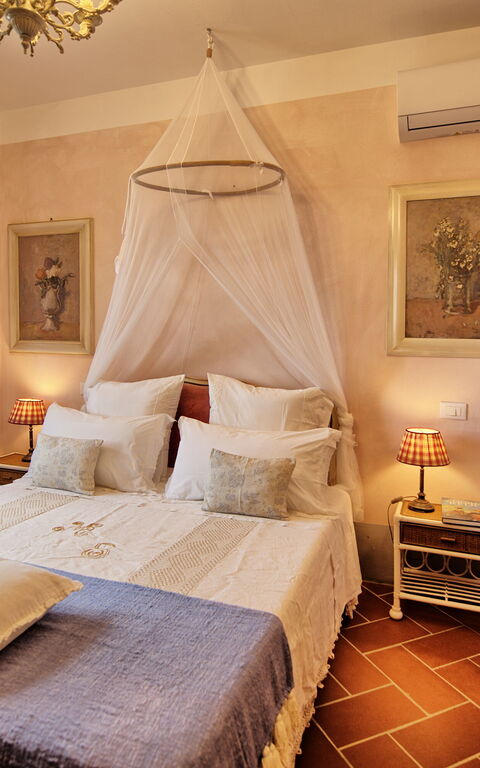 Casarosa Di Mariasole: Bad