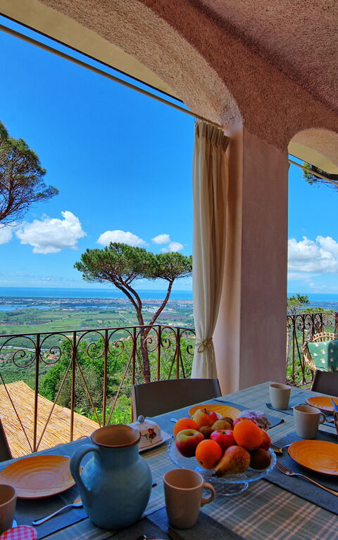 Casarosa Di Mariasole: Ansichten, Außen, Draussen