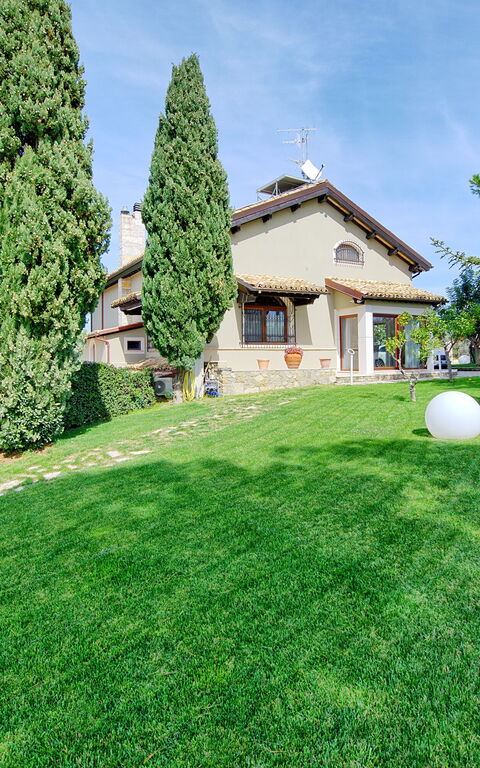 Villa Tagliaferri: Außen, Garten