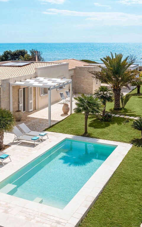 Villa Azulea: Ansichten, Außen, Draussen, Garten, Schwimmbad