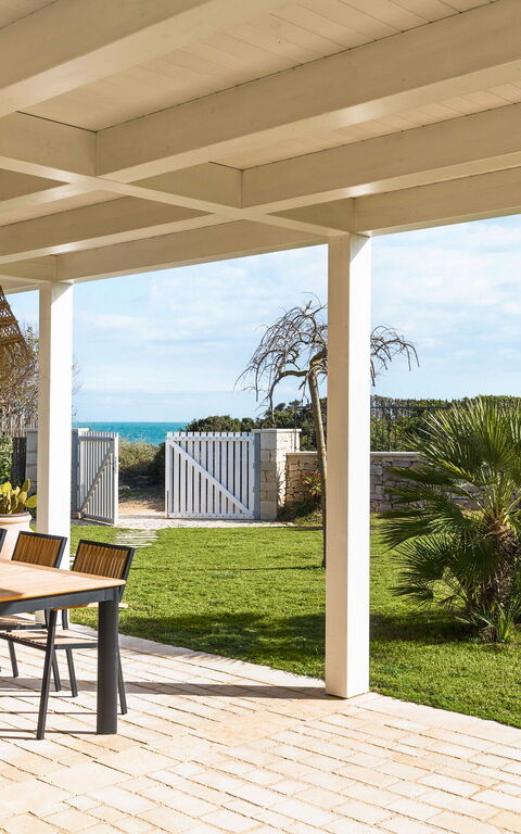 Villa Azulea: Balkon / Terrasse / Patio, Garten