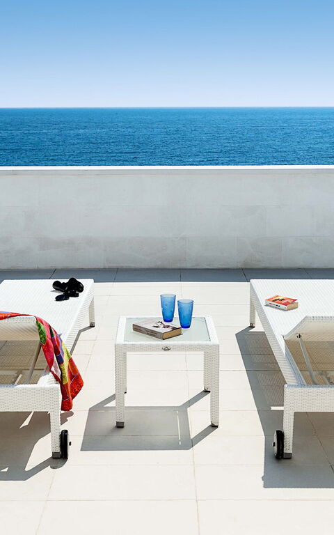 Villa Capo Passero: Ansichten, Außen, Balkon / Terrasse / Patio, Draussen