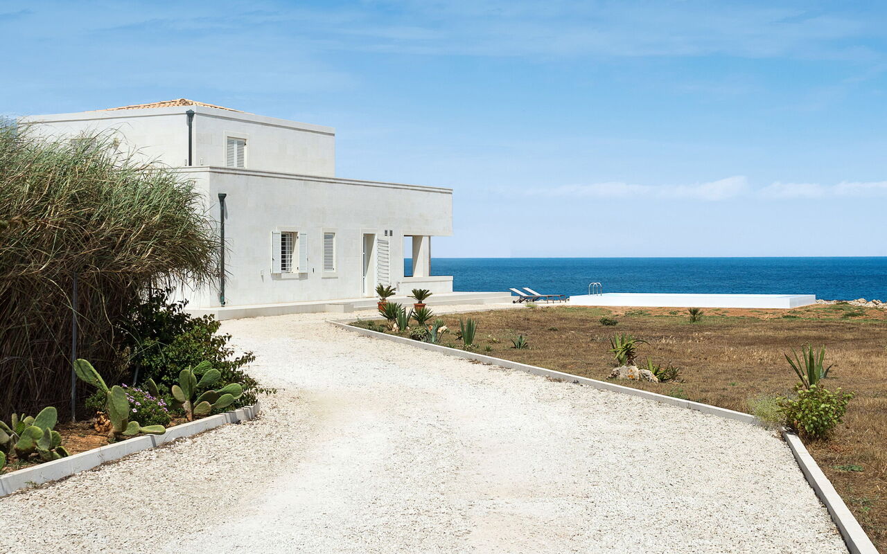 Villa Capo Passero: Ansichten, Außen, Draussen, Haupteingang