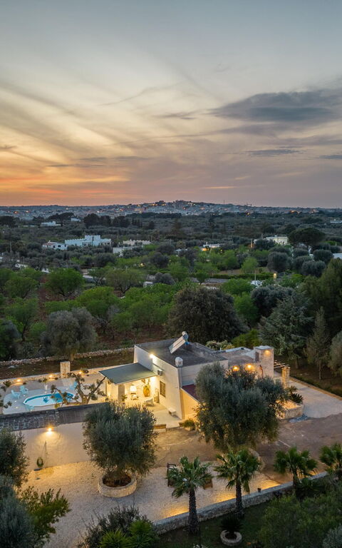 Villa Narkive: Außen