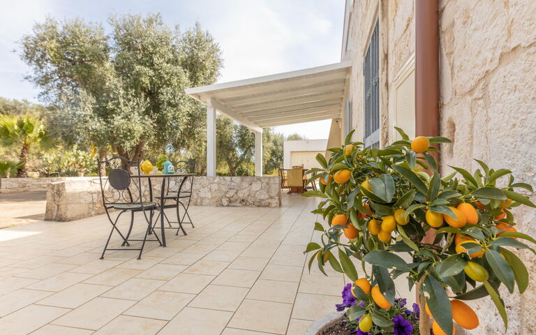 Villa Narkive: Außen, Balkon / Terrasse / Patio, Draussen