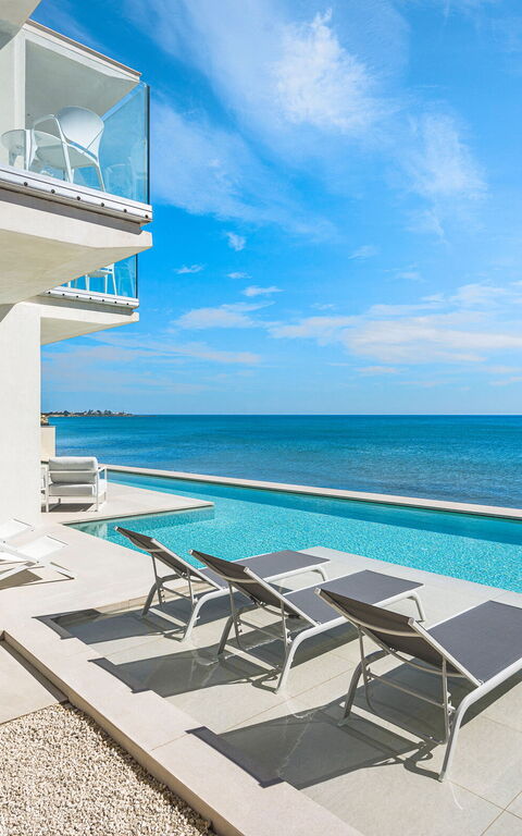 Bedda Matri: Ansichten, Außen, Draussen, Schwimmbad