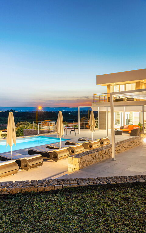 Villa Anna Plemmirio: Außen, Draussen, Schwimmbad