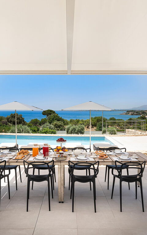 Villa Anna Plemmirio: Außen, Balkon / Terrasse / Patio, Draussen, Schwimmbad