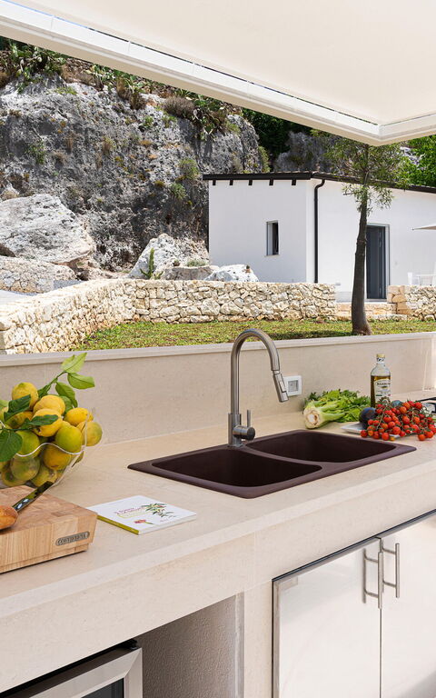 Villa Anna Plemmirio: Außen, Balkon / Terrasse / Patio, Draussen