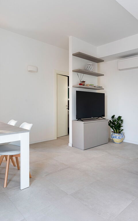 Villa Anna Plemmirio: Esszimmer, Küche