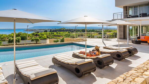 Villa Anna Plemmirio: Außen, Draussen, Schwimmbad