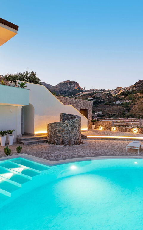 Baya Bella: Außen, Draussen, Schwimmbad