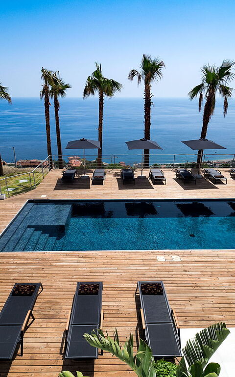 Villa Alexandra: Ansichten, Außen, Draussen, Schwimmbad