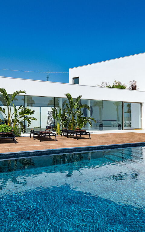 Villa Alexandra: Ansichten, Außen, Draussen, Schwimmbad