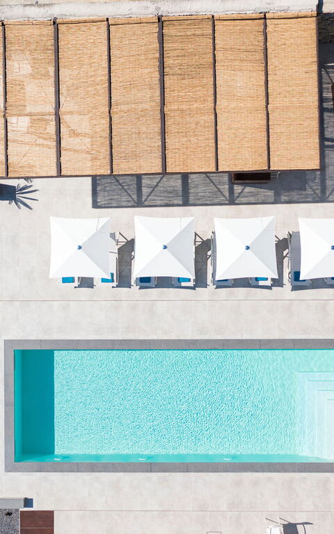 Zagara Bianca: Außen, Draussen, Schwimmbad