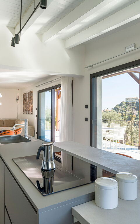 Zagara Bianca: Esszimmer, Küche, Wohnzimmer