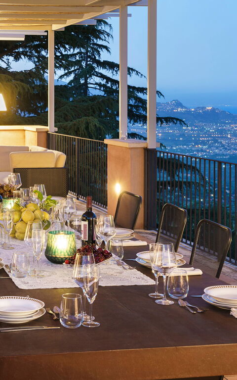 Tenuta Della Contea: Ansichten, Außen, Balkon / Terrasse / Patio, Draussen