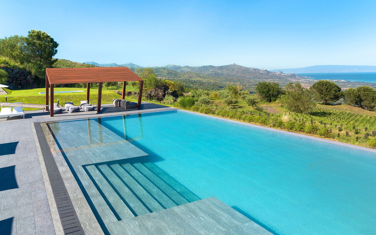 Tenuta Della Contea: Ansichten, Außen, Draussen, Garten, Schwimmbad