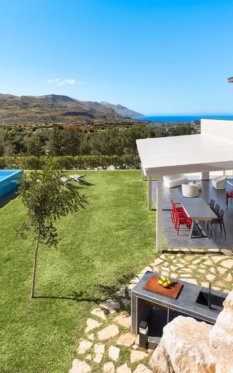 Villa Dolce: Ansichten, Außen, Draussen, Garten, Schwimmbad