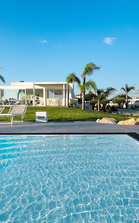 Diantha: Außen, Draussen, Garten, Schwimmbad