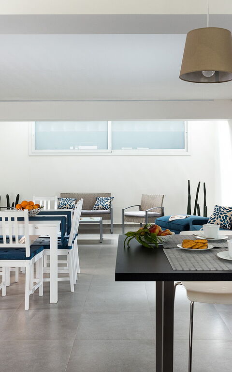 Diantha: Esszimmer, Küche, Wohnzimmer