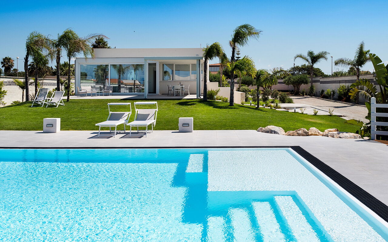 Diantha: Außen, Draussen, Garten, Schwimmbad