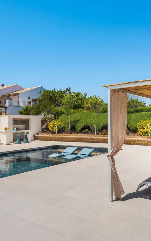 Pigna Blue: Außen, Draussen, Schwimmbad