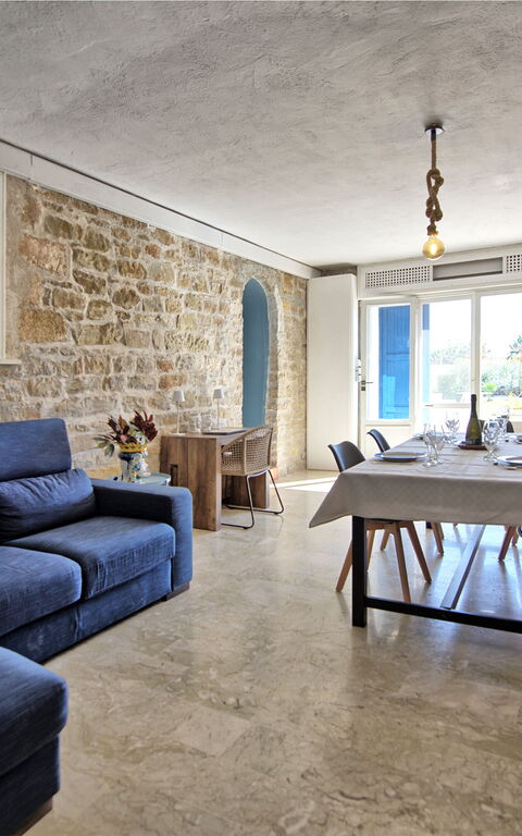 Villa Maraus: Esszimmer, Wohnzimmer