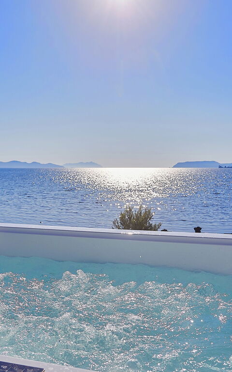 Villa Maraus: Ansichten, Außen, Draussen, Whirlpool