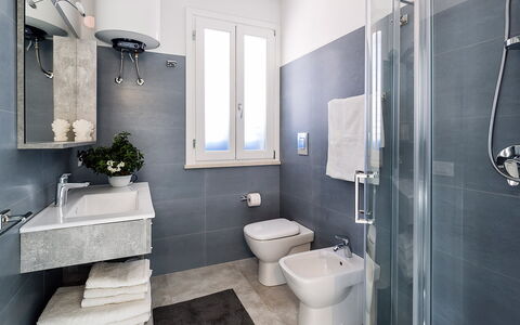 Unterkunft Delfino: Bad