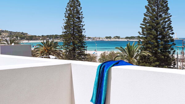 Lisca Bianca: Außen, Draussen