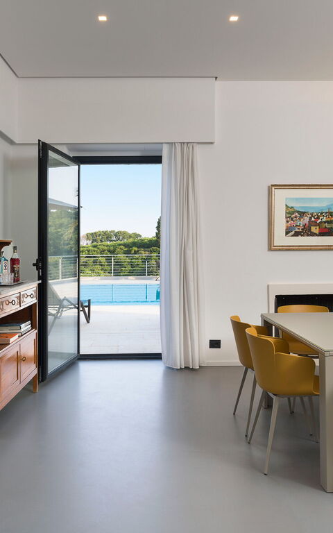 Villa Gianos: Esszimmer