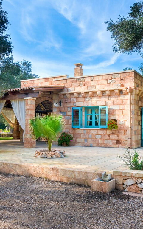 Villa Astrea: Außen, Balkon / Terrasse / Patio, Haupteingang