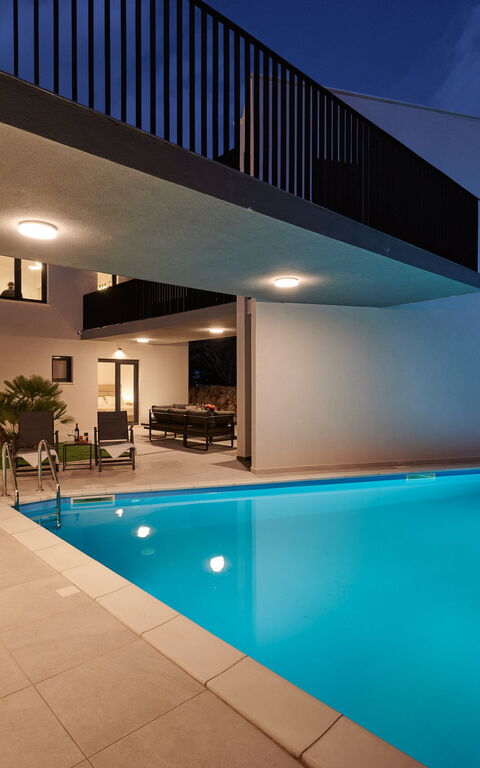 Villa Stella: Balkon / Terrasse / Patio, Schwimmbad