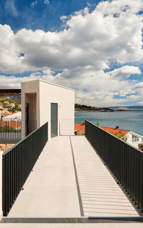 Villa Stella: Ansichten, Balkon / Terrasse / Patio